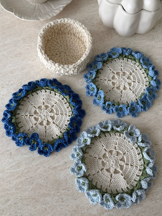 Blue hydrangea pot coaster set