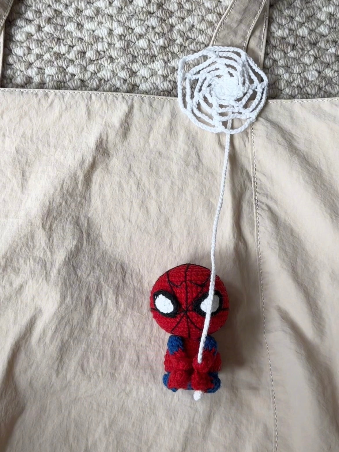 Spider version with stretchy web charm