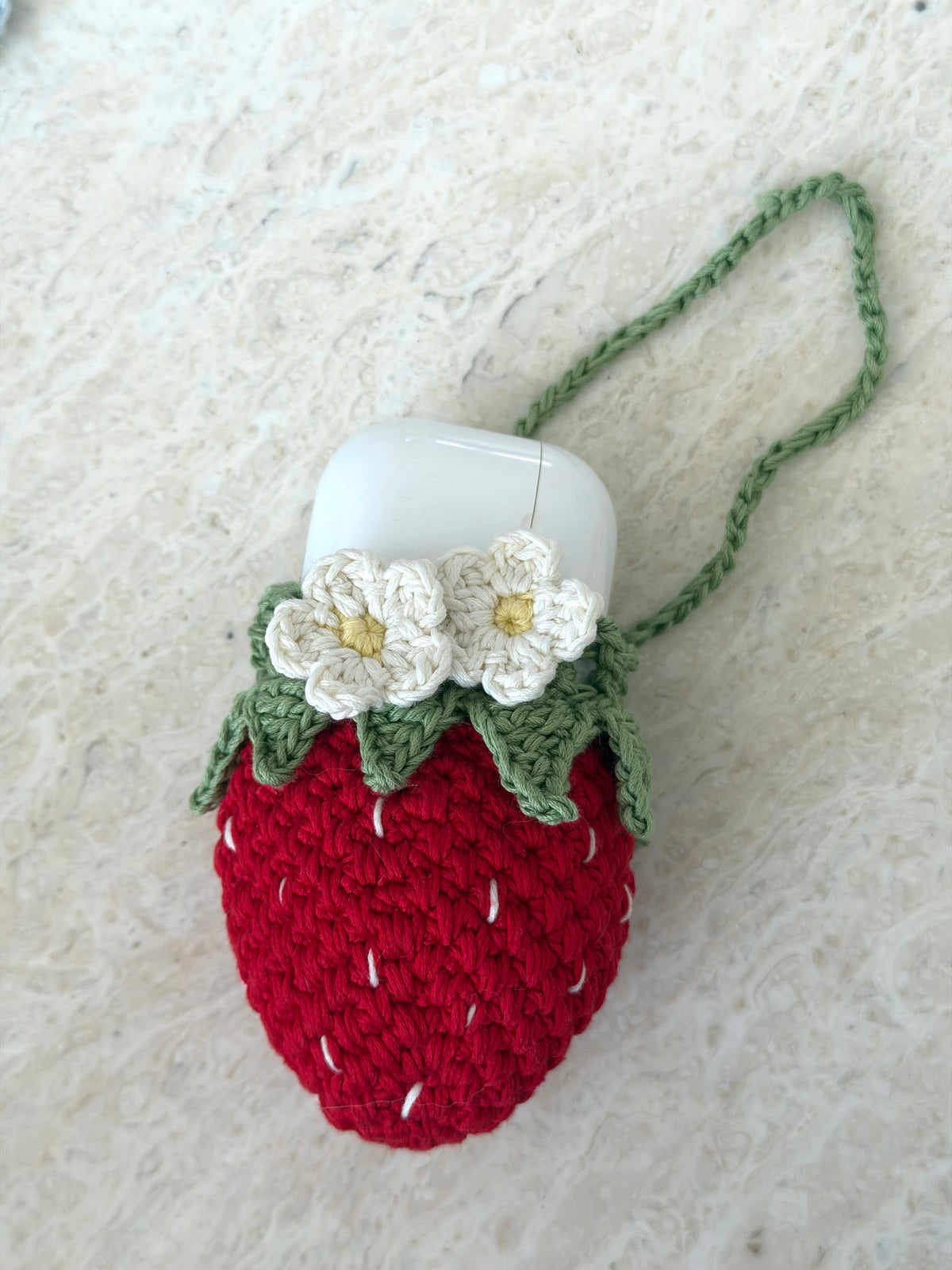 Strawberry coin pouch/AirPods holder
