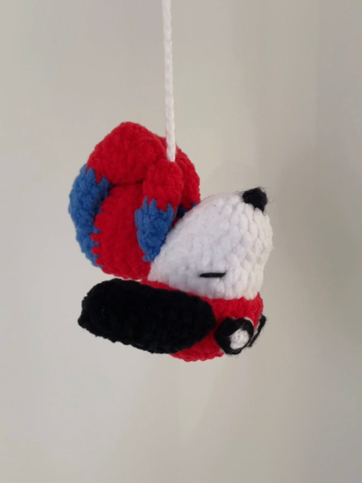 Spider version with stretchy web charm
